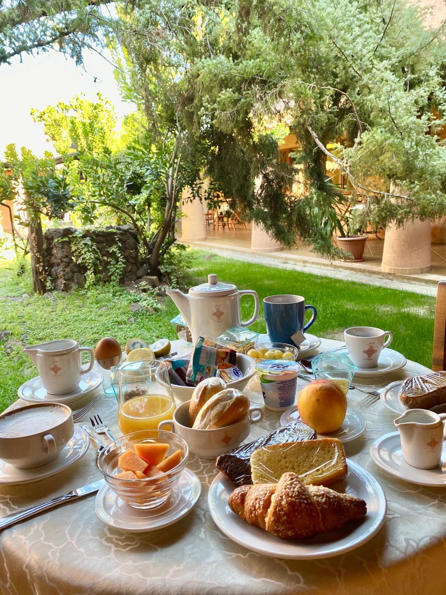 Hotel I Ginepri Quartucciu Luaran gambar