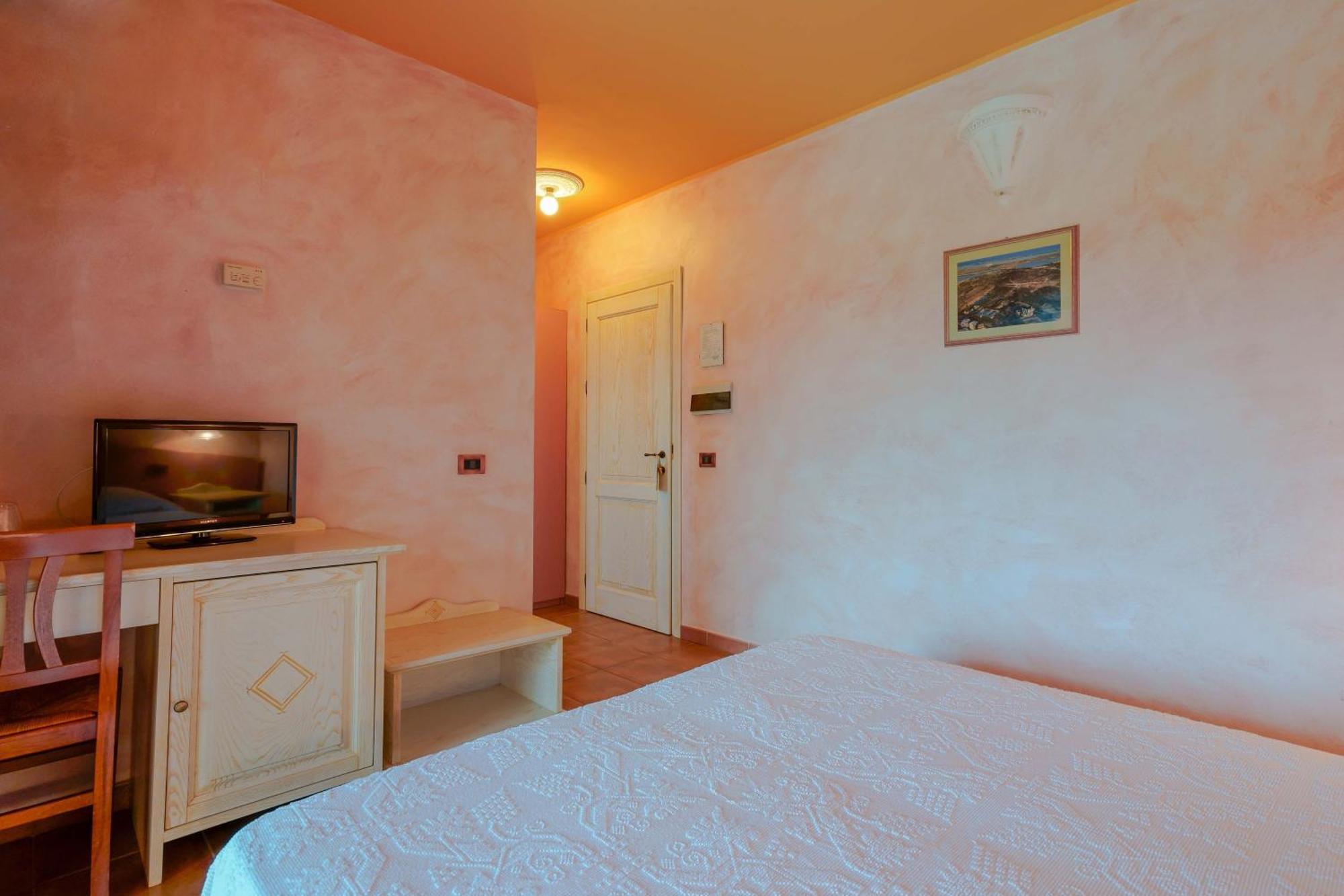 Hotel I Ginepri Quartucciu Luaran gambar